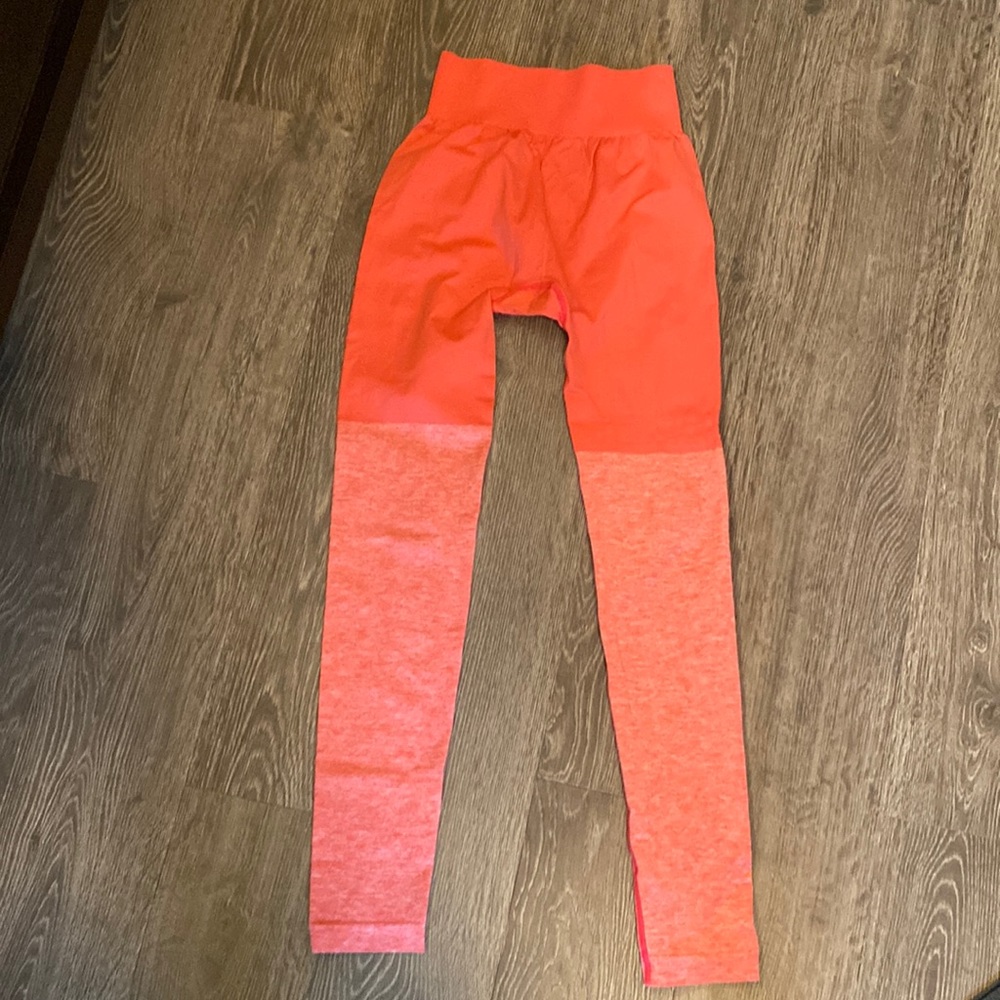 Gymshark Two-Toned Leggings Coral Small